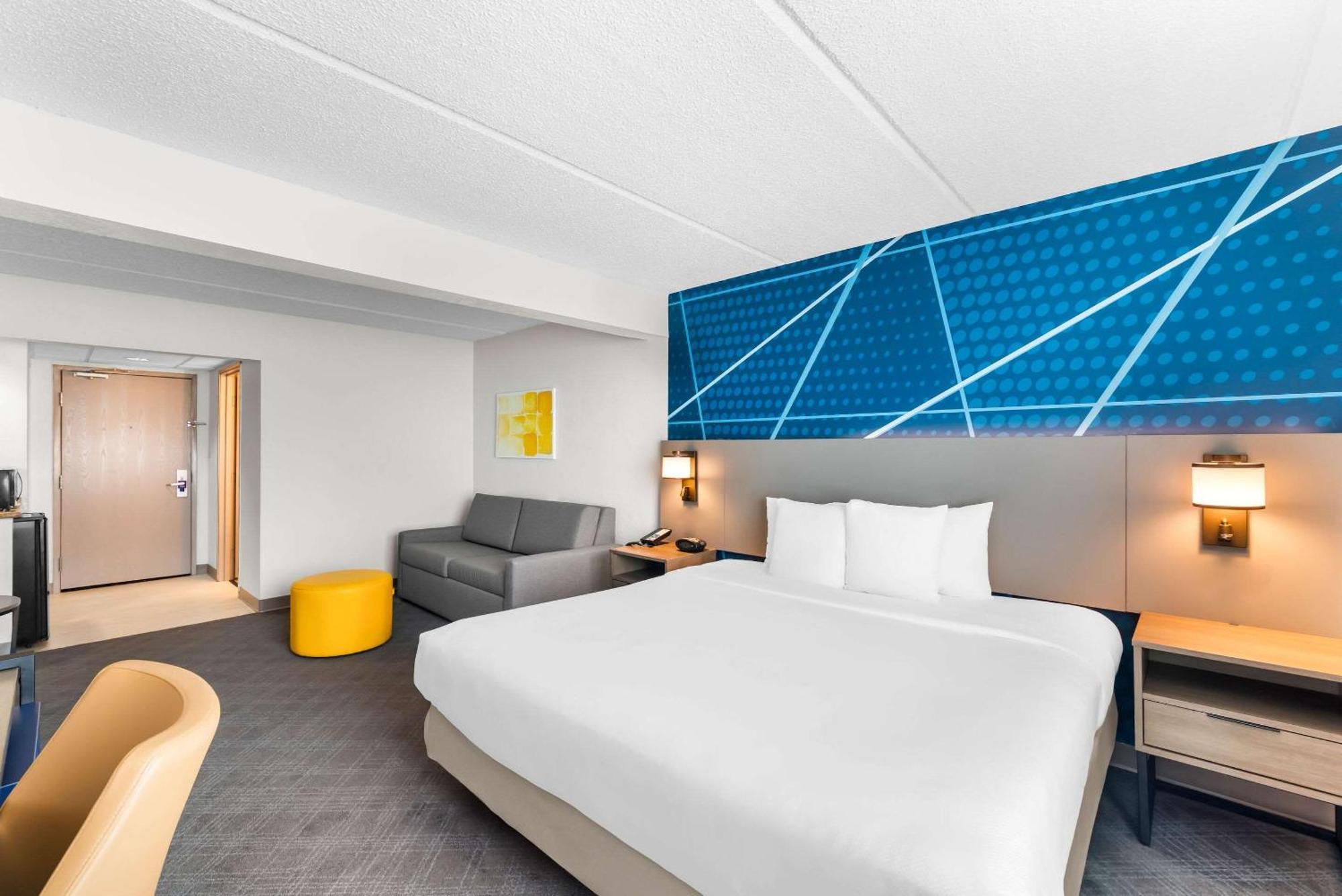 Comfort Suites Austin Airport Экстерьер фото