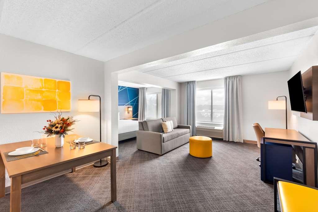 Comfort Suites Austin Airport Номер фото